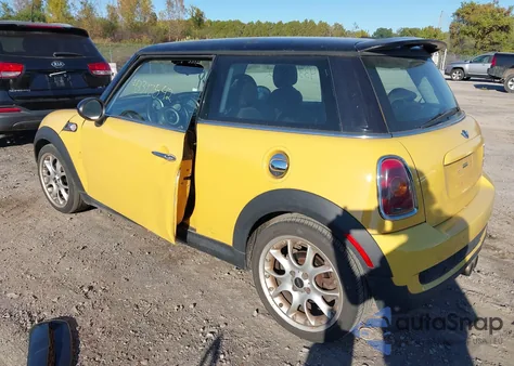 2009 Mini Cooper S z USA, uszkodzony, nr VIN WMWMF73569TX40077